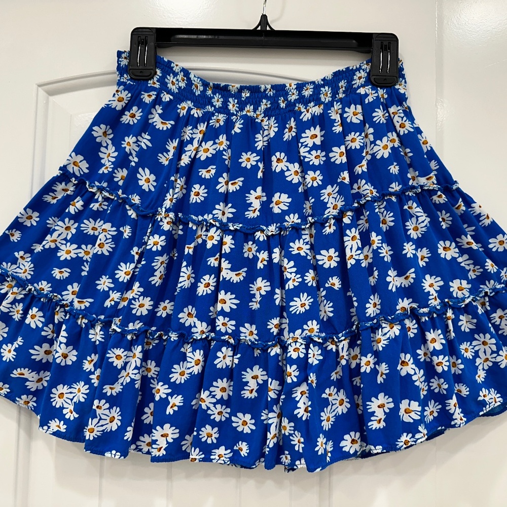 Skies Are Blue Ruffled Skirt - Picture 1 of 6